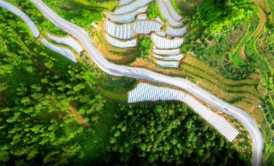 邵陽市:隆回&ldquo;四好農村路&rdquo;協奏&ldquo;鄉村振興曲&rdquo;